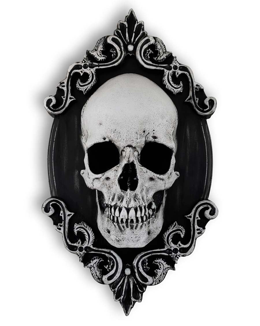 Skull Plaque large wall décor with filigree design front.
